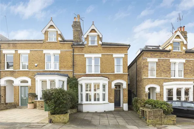 Halford Road, Richmond, TW10 6AW, photo 1