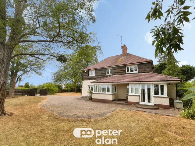 Monmouth Road, Usk, NP15, photo 1
