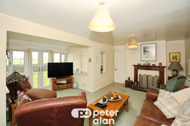 Monmouth Road, Usk, NP15, photo 2