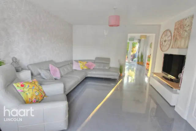 Digby Close, Lincoln, LN6, photo 3