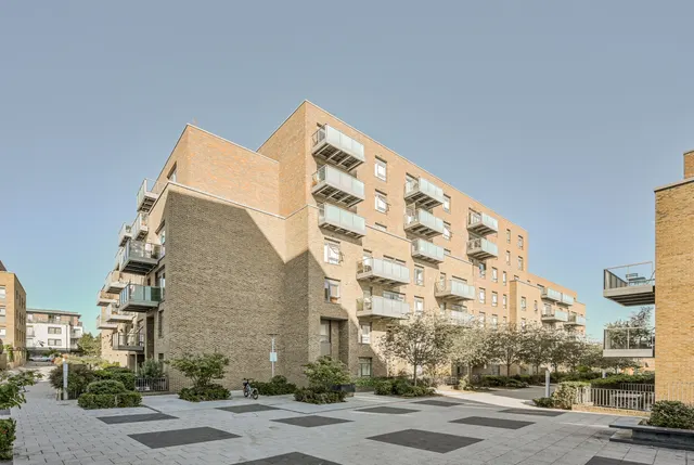 Flat 43, Candish Court, Miles Road, London, photo 1