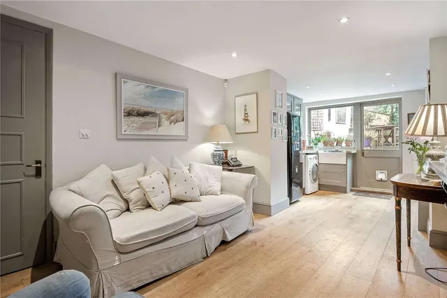 Huntingdon Street, London, N1, photo 1