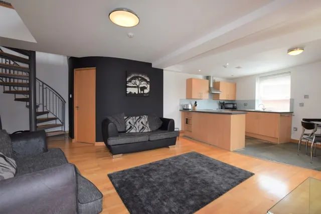 Bridge End Lofts, LS1, photo 1