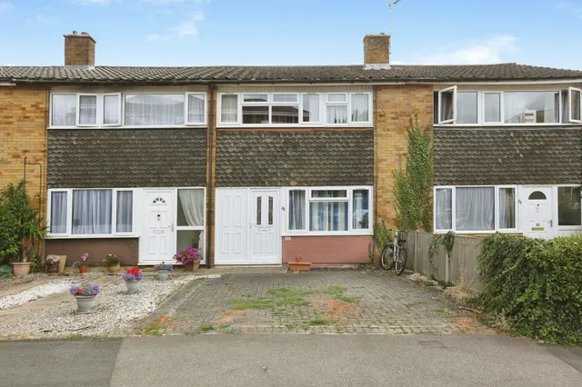 Bishopsfield Road, Fareham, photo 1