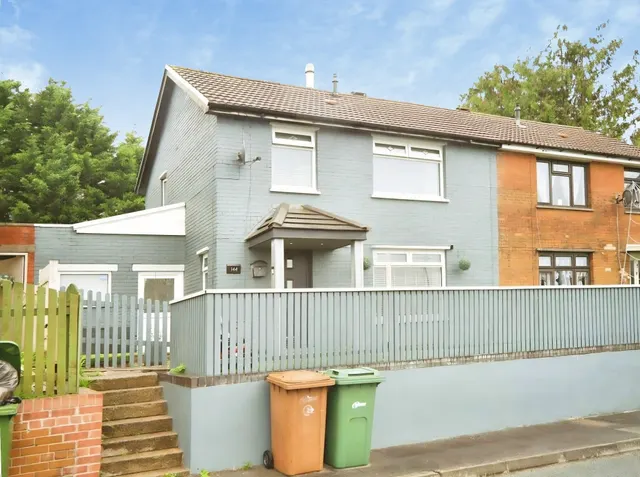 Heol Aneurin Caerphilly, CF83, photo 1