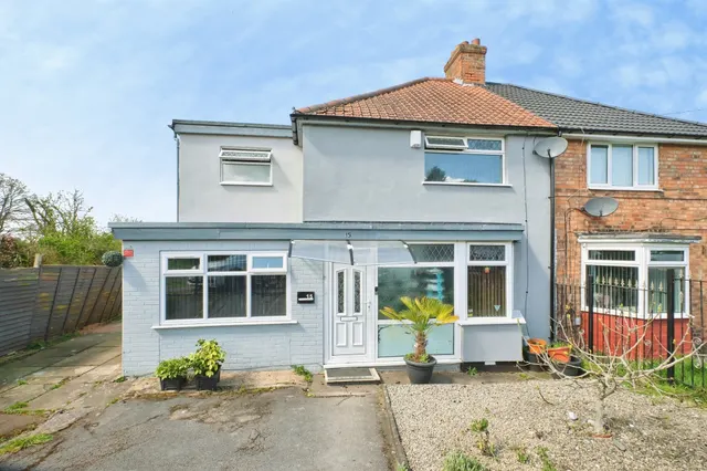 Denton Grove, Stechford, B33, photo 1