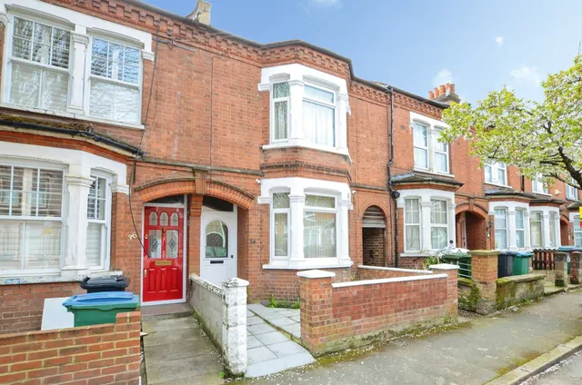 Bruce Grove, Watford, WD24, photo 1