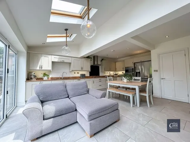 Kingswood Drive, Streetly, B74, photo 3