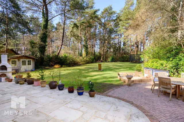 Lions Lane, Ashley Heath, BH24, photo 2