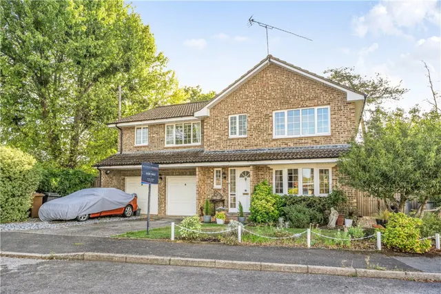 Barton Close, Romsey, SO51, photo 1