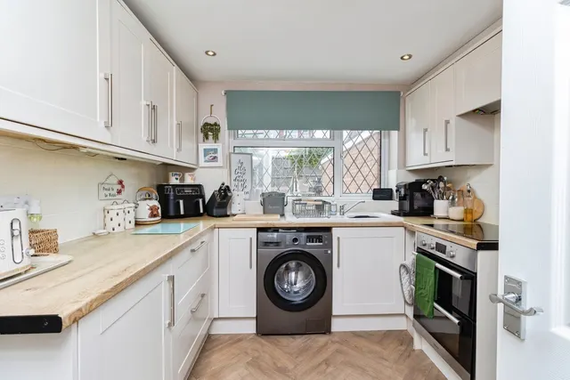 Photo 2 — Greylarch Lane, Stafford, Staffordshire, ST17