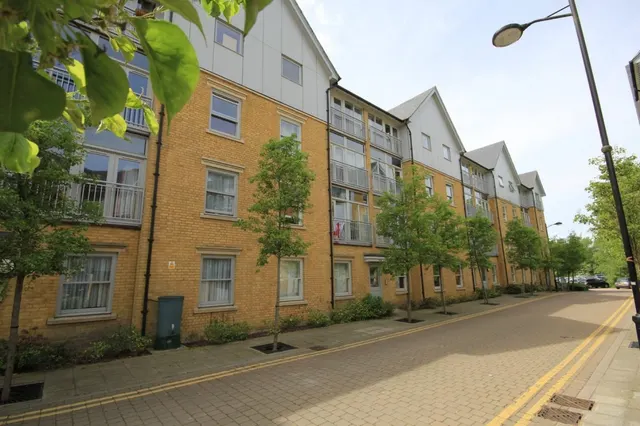 Bingley Court, Canterbury, photo 1