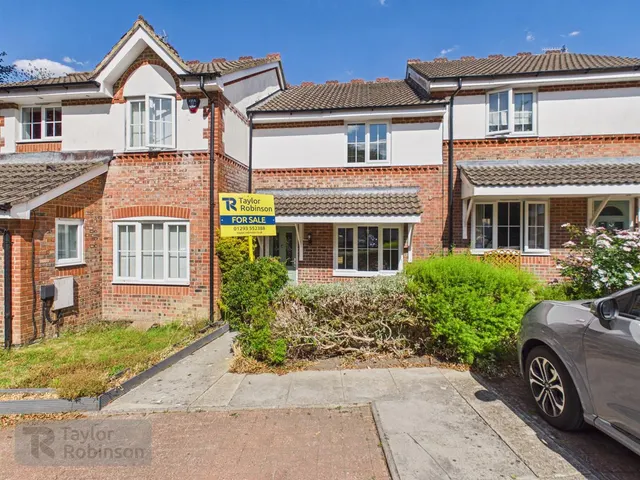 Goddard Close, Maidenbower, RH10, photo 1