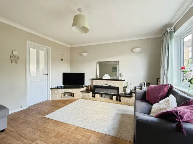 The Bridle, Stroud, GL5, photo 2