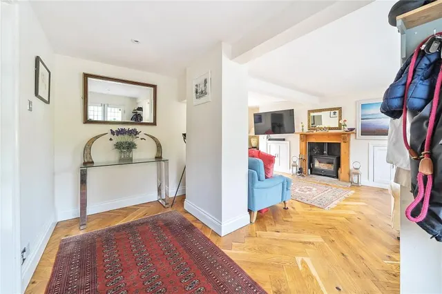 Main Street, Buckingham, MK18, photo 3