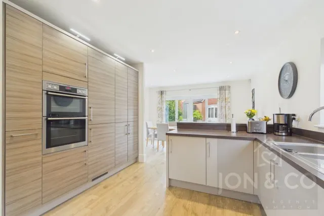 Moorbridge Road, Moulton, NN3, photo 2