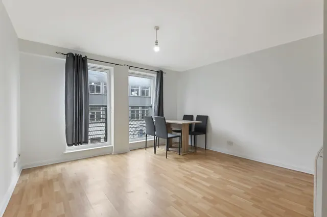 Wallace Street, G5, photo 3