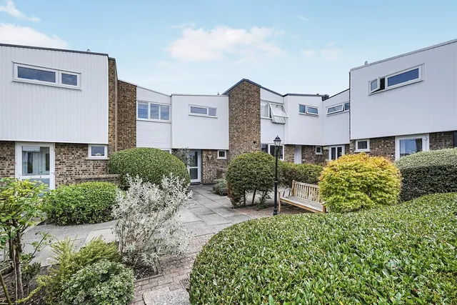 Regency Walk, Croydon, CR0, photo 1