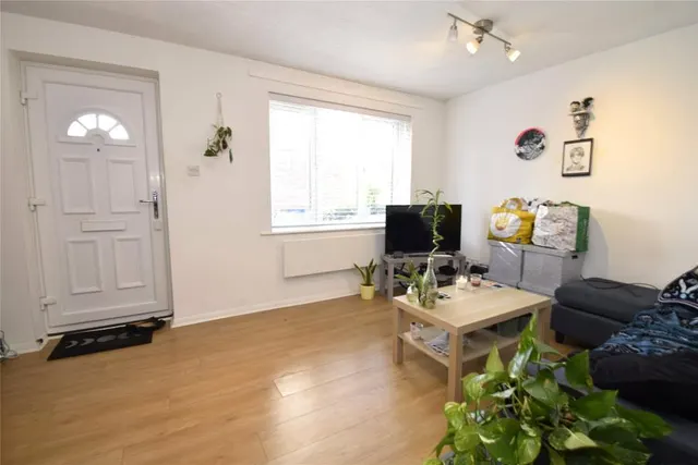 Pendall Close, Barnet, EN4, photo 2