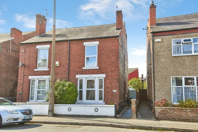 College Street, Long Eaton, NG10, photo 2