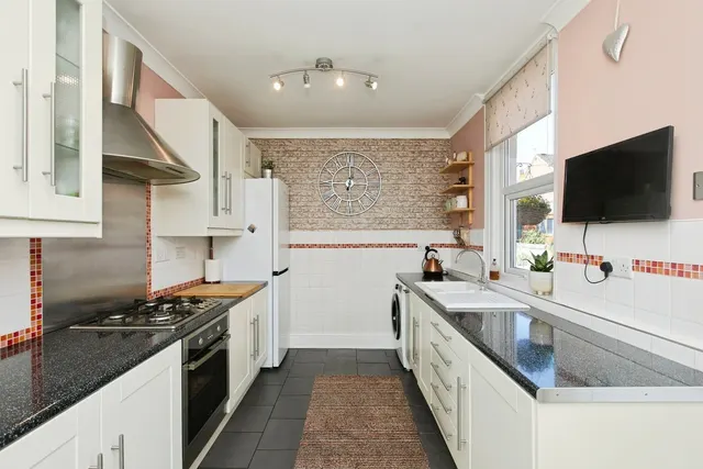 College Street, Long Eaton, NG10, photo 3