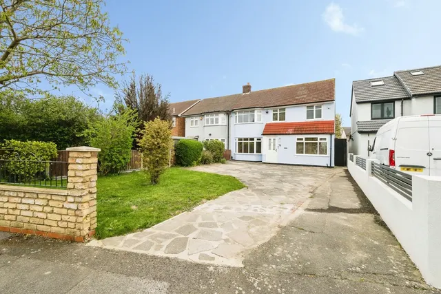 Sowrey Avenue, Rainham, Essex, RM13, photo 1