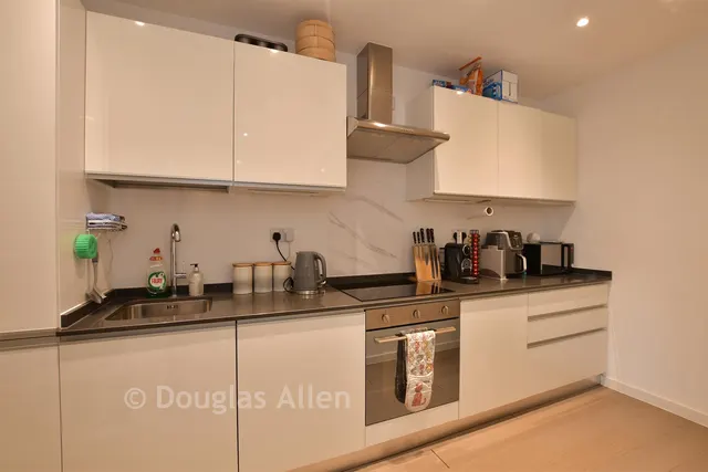 Hubert Road, Brentwood, CM14, photo 2