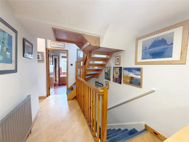 Waterloo Road, Cheetwood, M8, photo 3