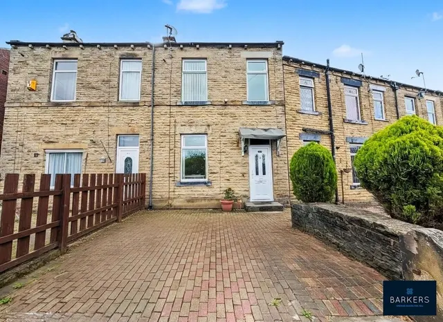 Soothill Lane, Soothill, WF17, photo 1