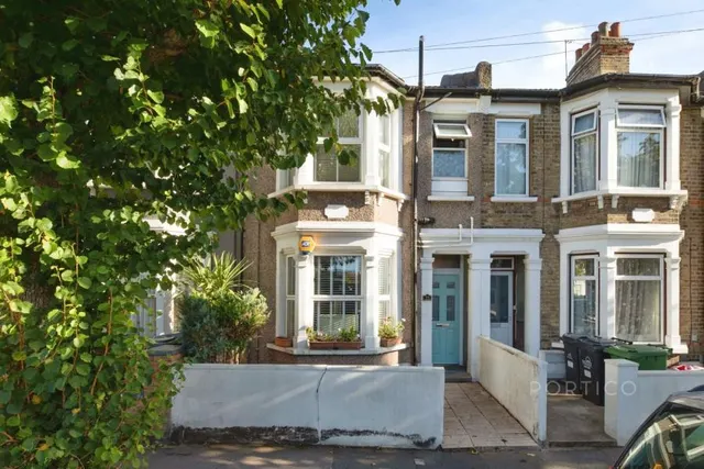 Lily Road, London, E17, photo 2