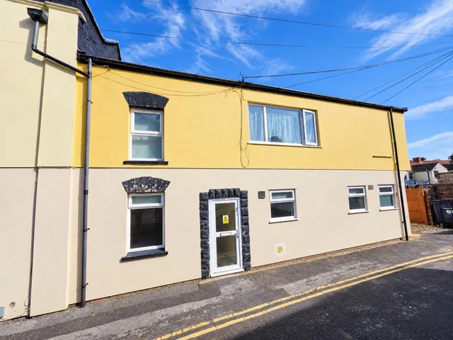 Princess Street, Burnham-on-Sea, TA8, photo 1