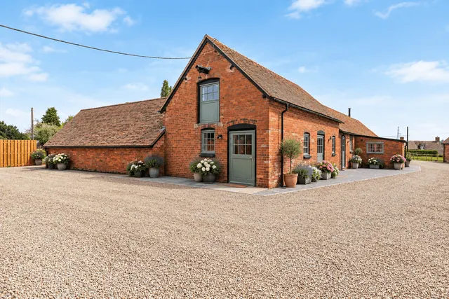 The Granary, Greete, SY8, photo 1