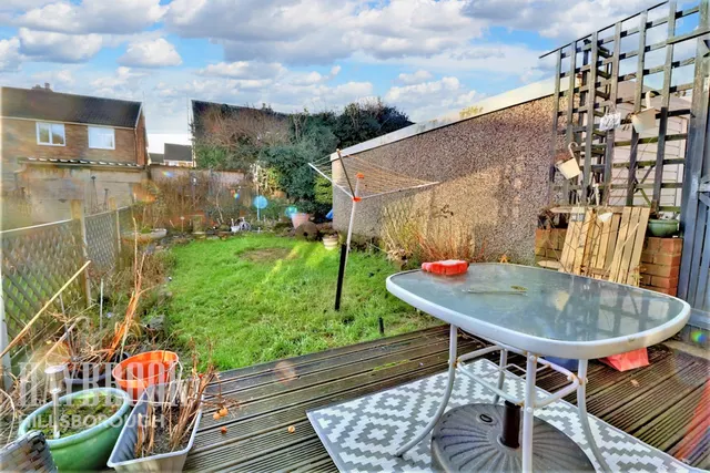 Spoonhill Road, Sheffield, photo 2