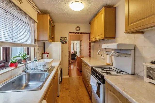 Photo 3 — Dock Road, Grays, Essex, RM17