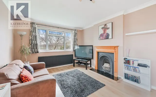 Photo 3 — Eastway, Epsom, KT19