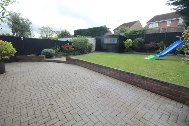 Dorking Road, Romford, RM3, photo 3