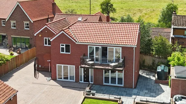 Front Street, Lockington, YO25, photo 1