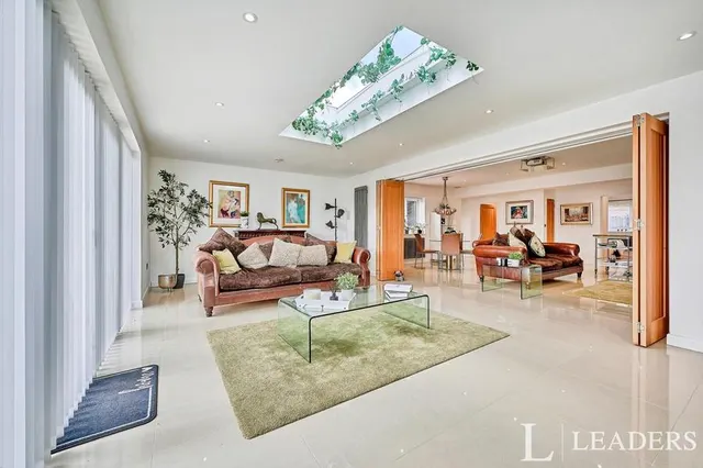 Elsenham Road, Stansted, CM24, photo 1