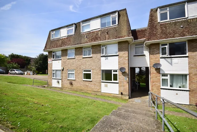 Fellows Road, Cowes, PO31, photo 1
