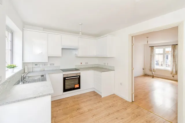 Terrier Close, Hedge End, SO30, photo 2