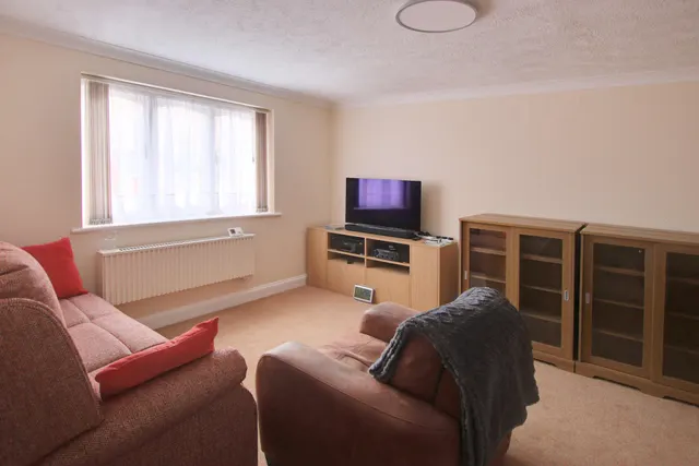 Photo 2 — Flat 6, Alderbrook Court, West Wickham, 58 The Alders, BR4 9PG