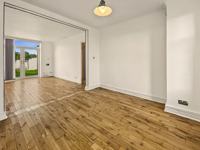 Willow Road, Prestwich, M25, photo 3