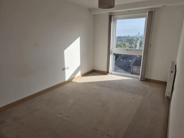 Manor road, SM6, photo 3