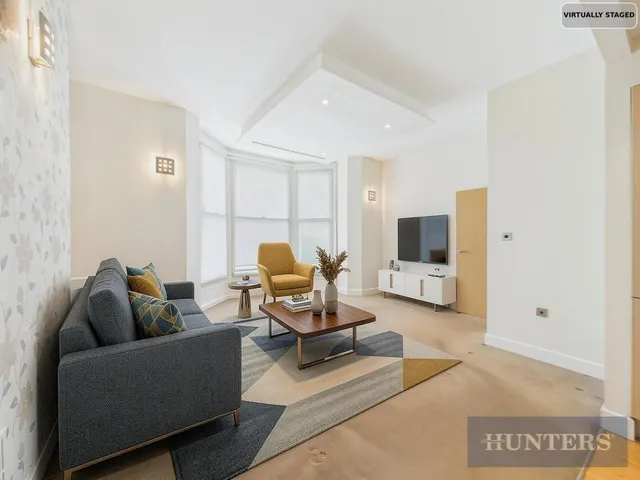 Montpellier Terrace, Scarborough, YO11, photo 3