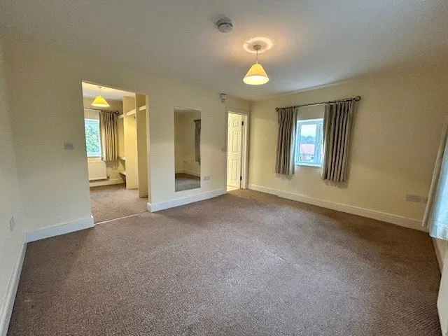 Grooms House, Plantation Stud, CB8, photo 2
