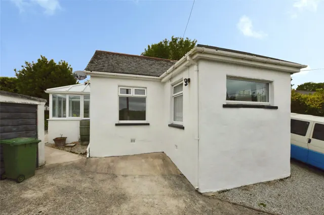 Loggans Road, Loggans, Hayle, Cornwall, TR27