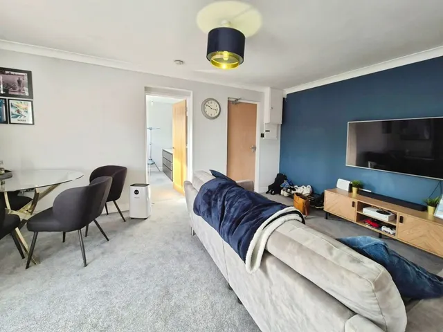 Legion Road, Yeovil, BA21, photo 3