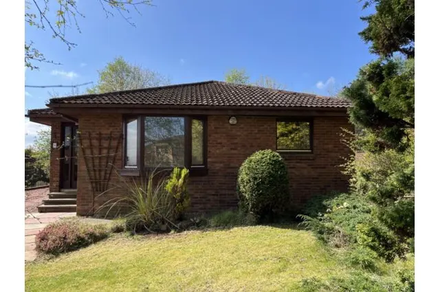 Player Green, Livingston, EH54, photo 1