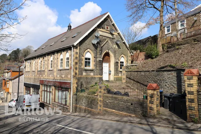 High Street, Abertillery, photo 1