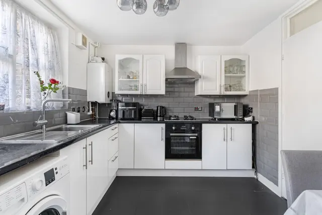 Cator Street, London, SE15, photo 2